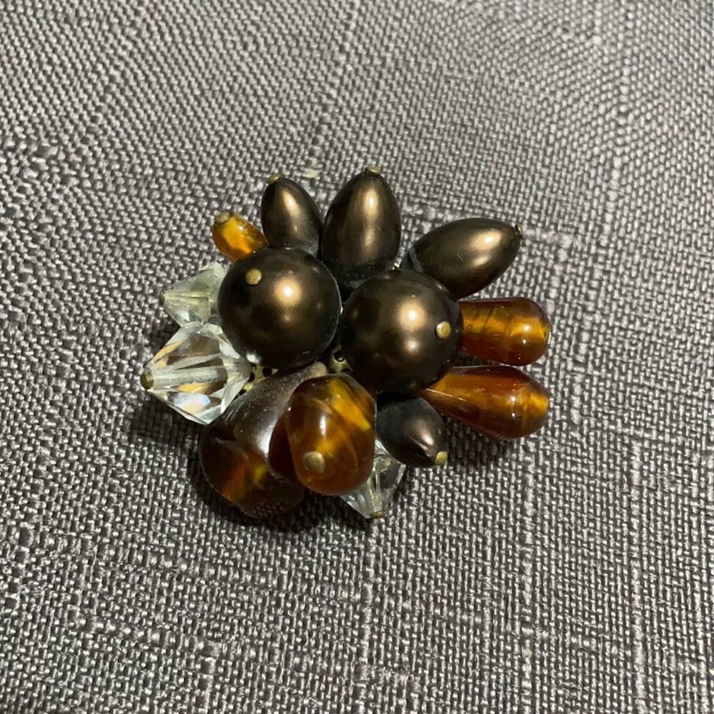 Vintage brown and clear gems brooch